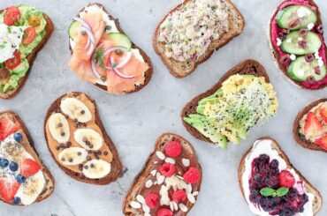 10 Easy and Healthy Breakfast Recipes! Toast 10 Ways