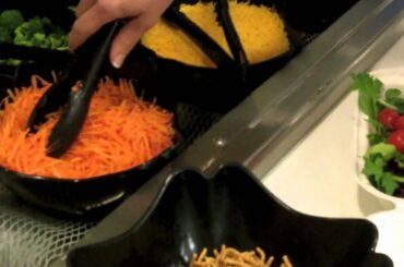 Motivation Minute - How to Make a Healthy Salad