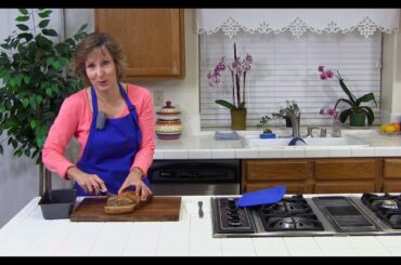 The Best Healthy Banana Bread! An Easy, Tasty Recipe!