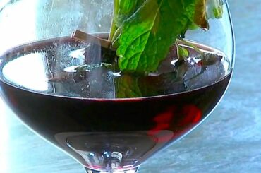 3 Healthy Low-Calorie Holiday Cocktail Recipes