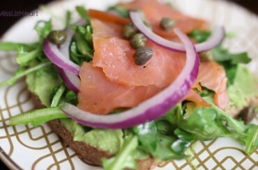 How To Make Avocado Toast 5 Ways -  Easy & Healthy Lunch Ideas - MissLizHeart