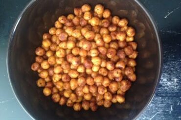 Spicy Roasted Chickpeas Recipe (Healthy Snack ideas)