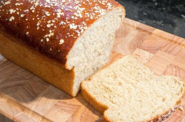 Honey and oatmeal bread