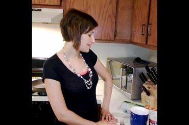 THM (Trim Healthy Mama Recipe) Bread in a Mug - fast delicious low carb snack!