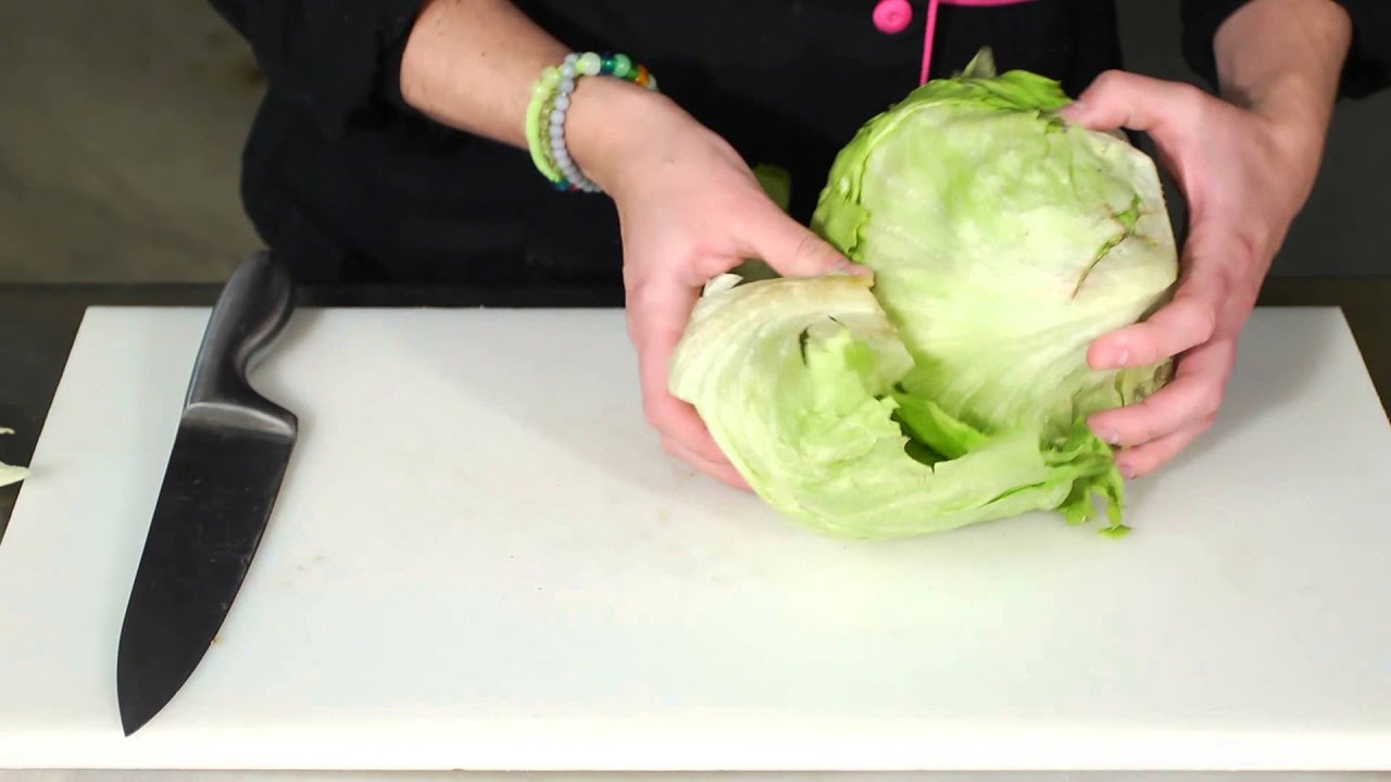 How to Cut Iceberg Lettuce for a Salad : Salad Recipes How to Cut Iceberg Lettuce for a Salad : Salad Recipes