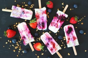 Breakfast Recipe: Healthy Breakfast Popsicles by CookingForBimbos.com