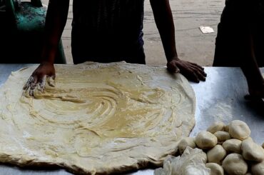 Early Morning Breakfast Time, How to Making Roti? Eating 4 Roti with Egg & Sabjje @ Tk 65 only