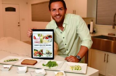 Yummy Healthy Recipes Book with TV personality Jason Rosell on the "How to start" show.