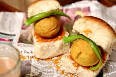 Vada Pav - Low Calorie Recipe | Popular Street Food Recipe | Divine Taste With Anushruti