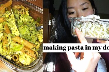 15 Minute Healthy Pasta Recipe w/ Microwave | easy healthy recipe | making pasta in my college dorm
