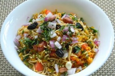 Sprouted Moong Dal Poha| Healthy Breakfast Recipes | Food Fiestaa