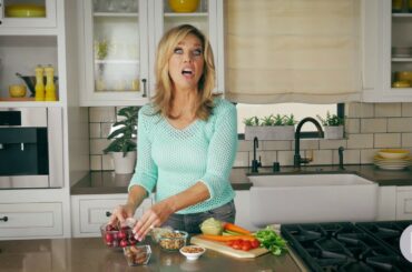 Ask Denise - Healthy Snack Ideas | LifeFit 360 | Denise Austin