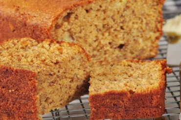 Low Fat Banana Bread Recipe Demonstration - Joyofbaking.com