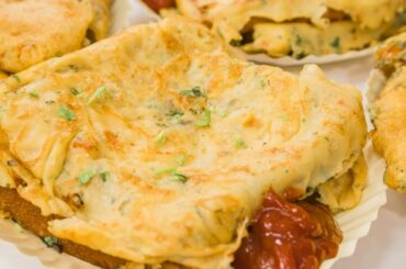 Eggless Bread Omelette Recipe | Indian Street Style No Egg Veg Bread Omelets | Street Food