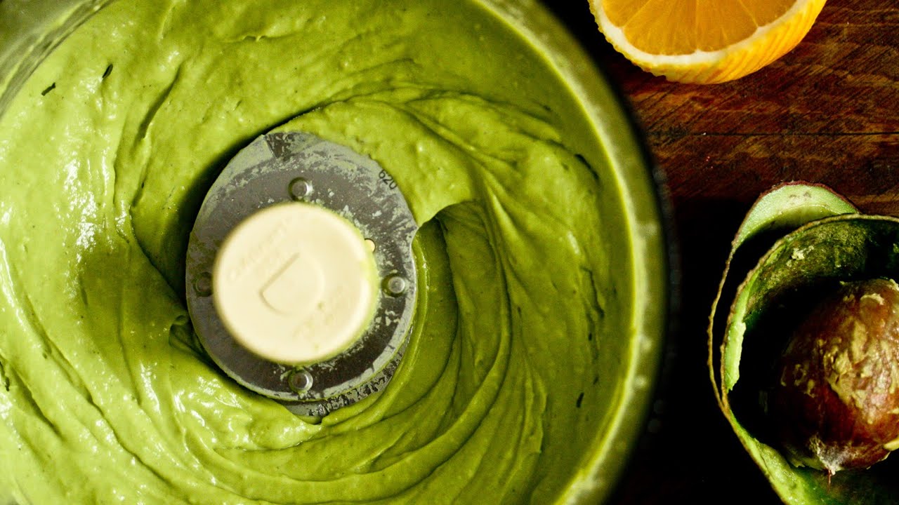 Easy Avocado Lime Salad Dressing (Healthy, Oil-Free, Vegan, RawTill4) Easy Avocado Lime Salad Dressing (Healthy, Oil-Free, Vegan, RawTill4)