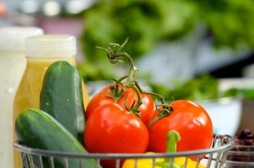 Create a Healthy Salad Bar | Naturally Delicious