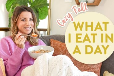 What I Eat in a Day Fall Edition + NEW Quinoa Oatmeal Recipe