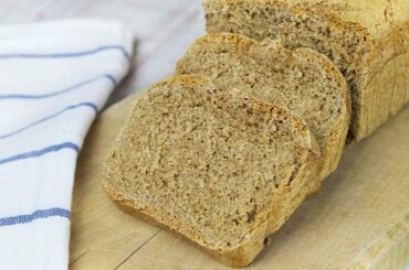 SIMPLE WHOLE WHEAT BREAD