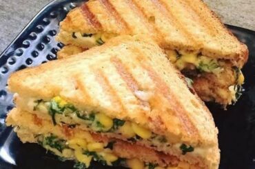 Spinach Corn Sandwich Recipe | Cheesy Spinach Corn Grilled Sandwich