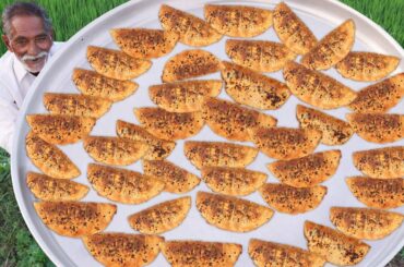 Cheesy Garlic Bread Recipe with Out Oven |  Garlic bread Recipe On wood Fire | Grandpa Kitchen