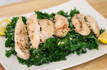 CHICKEN KALE SALAD (VALENTINE'S DINNER IDEA)
