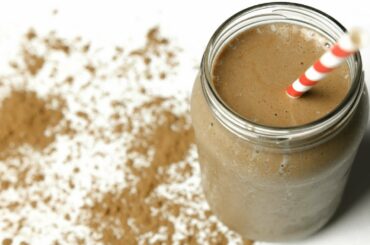 CHOCOLATE SMOOTHIE RECIPE FOR WEIGHT LOSS | Easy & Healthy Breakfast Ideas