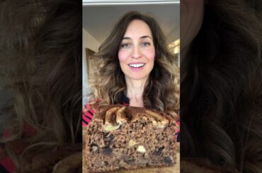 The ULTIMATE Healthy Banana Bread