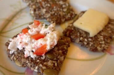 Healthy Seed & Nut Crispbread Cracker Recipe (Gluten Free)