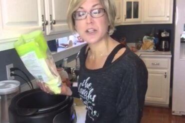 How to Make a Healthy Crockpot Dinner with Only 4 Ingredients