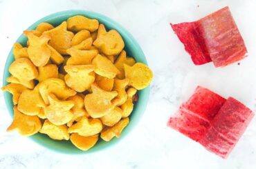 HEALTHY GOLDFISH AND FRUIT ROLL UPS! Homemade Snack Ideas!