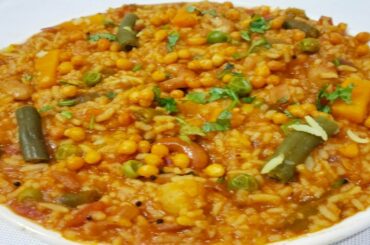 #BisiBeleBath #Bisi Bele Bath #CrackedWheatBisiBeleBath #Low Calories Recipe #Rice Recipe