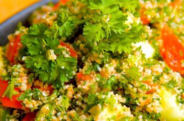 Simple Tabbouleh Recipe (Salad)
