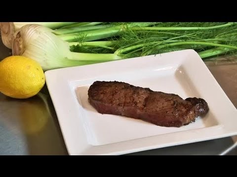 How to Cook Low-Calorie Steaks : Steak Recipes How to Cook Low-Calorie Steaks : Steak Recipes