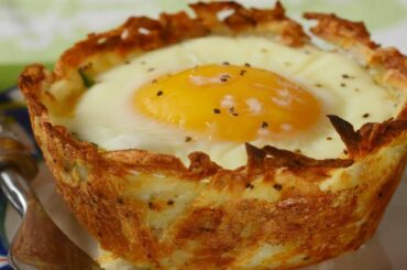 Hash Brown Breakfast Cups Recipe Demonstration - Joyofbaking.com