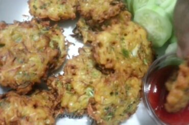 How To Make Healthy Snacks Vegetable Pakora Recipe-Crispy Cabbage Onion Fritters At Home In Kitchen