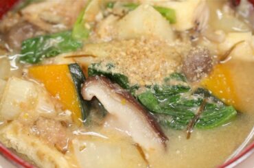 Hearty Miso Soup Recipe (The Healthiest Japanese Food with Plenty of Vegetables) | Cooking with Dog