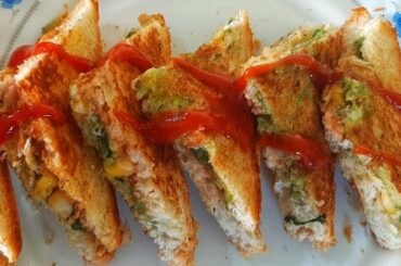 Chilli Cheese Sandwich on Tawa | Corn Spinach Chilli Cheese Sandwich | Healthy Sandwich in Kannada