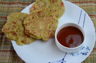 Healthy, Gluten-free Breakfast/ Snack Recipe: Savoury Oats & vegetable Pancakes