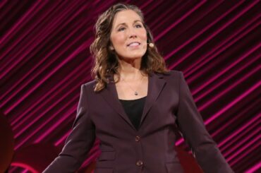 Why we can't stop eating unhealthy foods