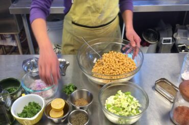 Super Fun Garbanzo Bean Salad - HEALTHY HOLIDAY CREATIONS