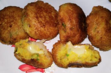 चटपटा मज़ेदार स्नैक्स खाने का मन करे तो यह बनाके देखे।Cheesy Bread Tikki Roll|by Simple Recipes