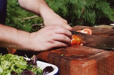 Pulled rabbit, pancetta and ranch sauce salad recipe