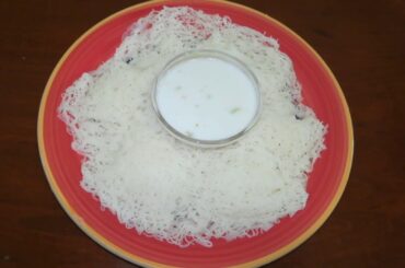 Idiyappam Thengai Paal Recipe | Santhavai Coconut Milk | Healthy Breakfast Recipe | Sevai Recipe