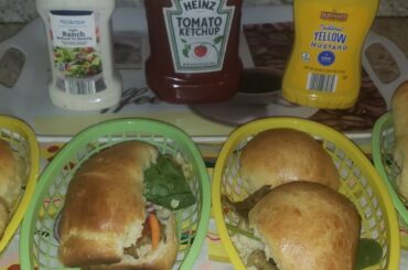 Caasho Fudud kusodowowdha.[ simple easy dinner)🍔🍟🥗🍔😍