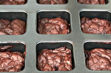 150 Cal Low Calorie Healthy Chocolate Brownies