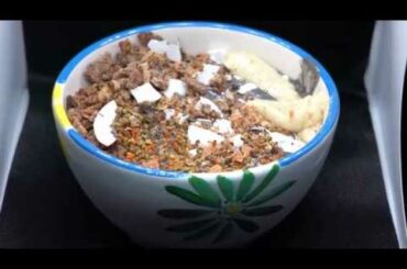 Low carb low calorie cauliflower base KETO smoothie bowl recipe! Tastes amazing!