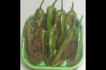 Agar Aap Tikhe Or Chatpate Khane ke shoukin hai to banaye Rajasthani Stufed mirchi | by cook 10