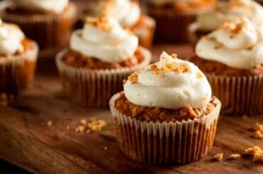 DESSERTS TO LOSE WEIGHT | Cinnamon Roll Muffin