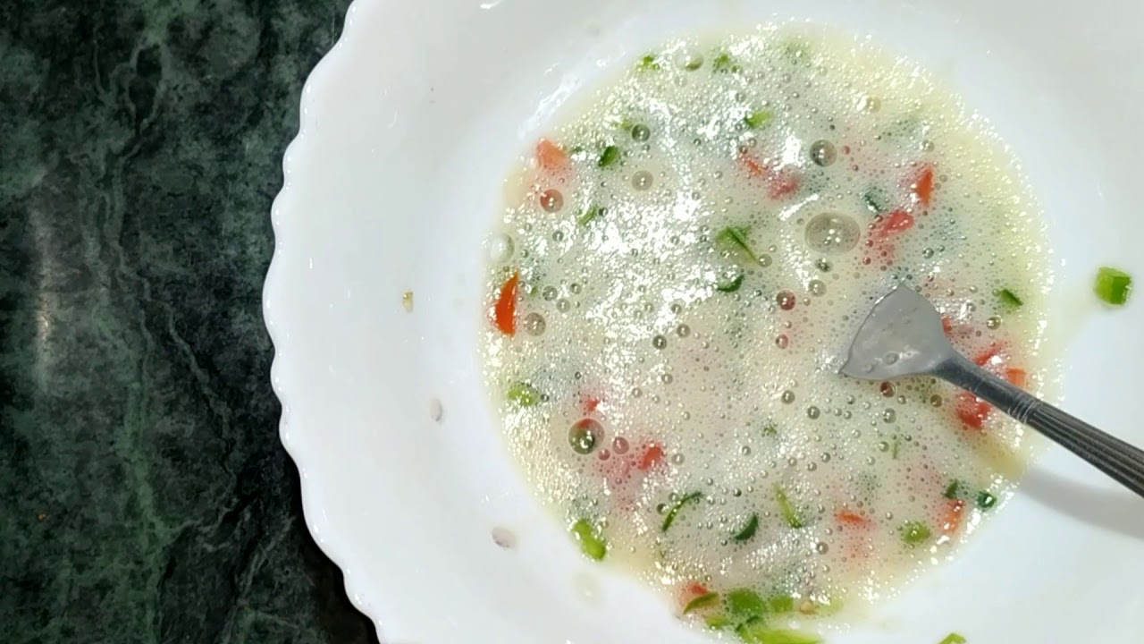 #Easy#Quick#2 min Recipe/Breakfast Special/Maggi Noodles & Bread Omelette/Maggi Omelette Sandwich #Easy#Quick#2 min Recipe/Breakfast Special/Maggi Noodles & Bread Omelette/Maggi Omelette Sandwich