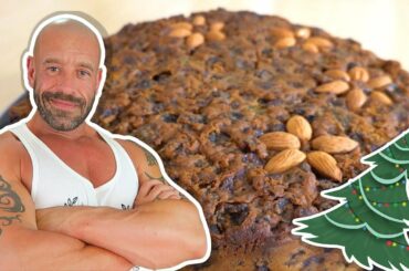 Delicious Healthy Vegan Xmas Cake